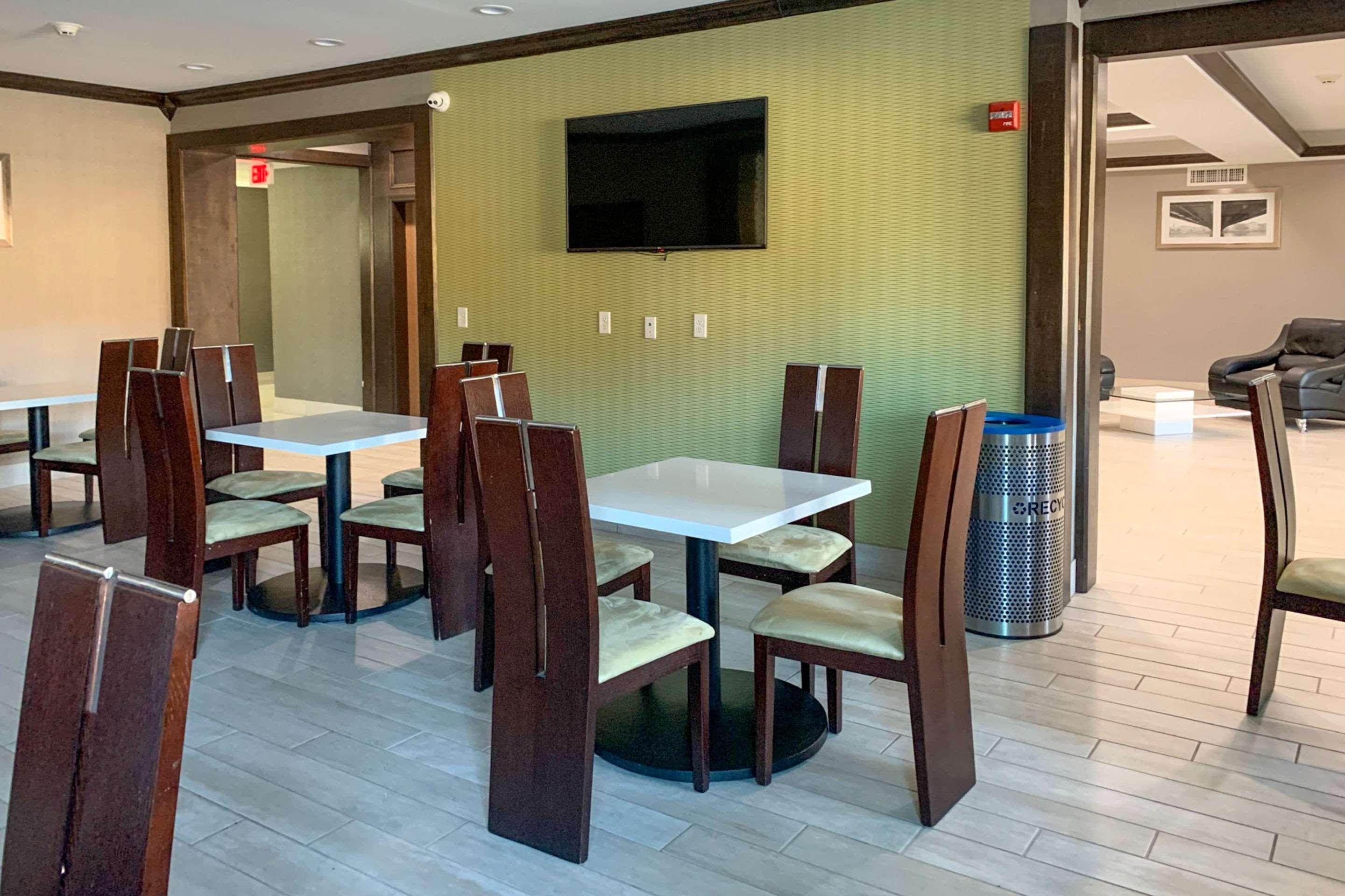 Comfort & Jfk Blvd Hotel North Little Rock